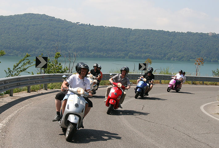 Tour in vespa dei castelli romani